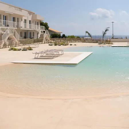 Guesthost - Borgo 84 - Marza Bedda Flat Apartamento Marzamemi